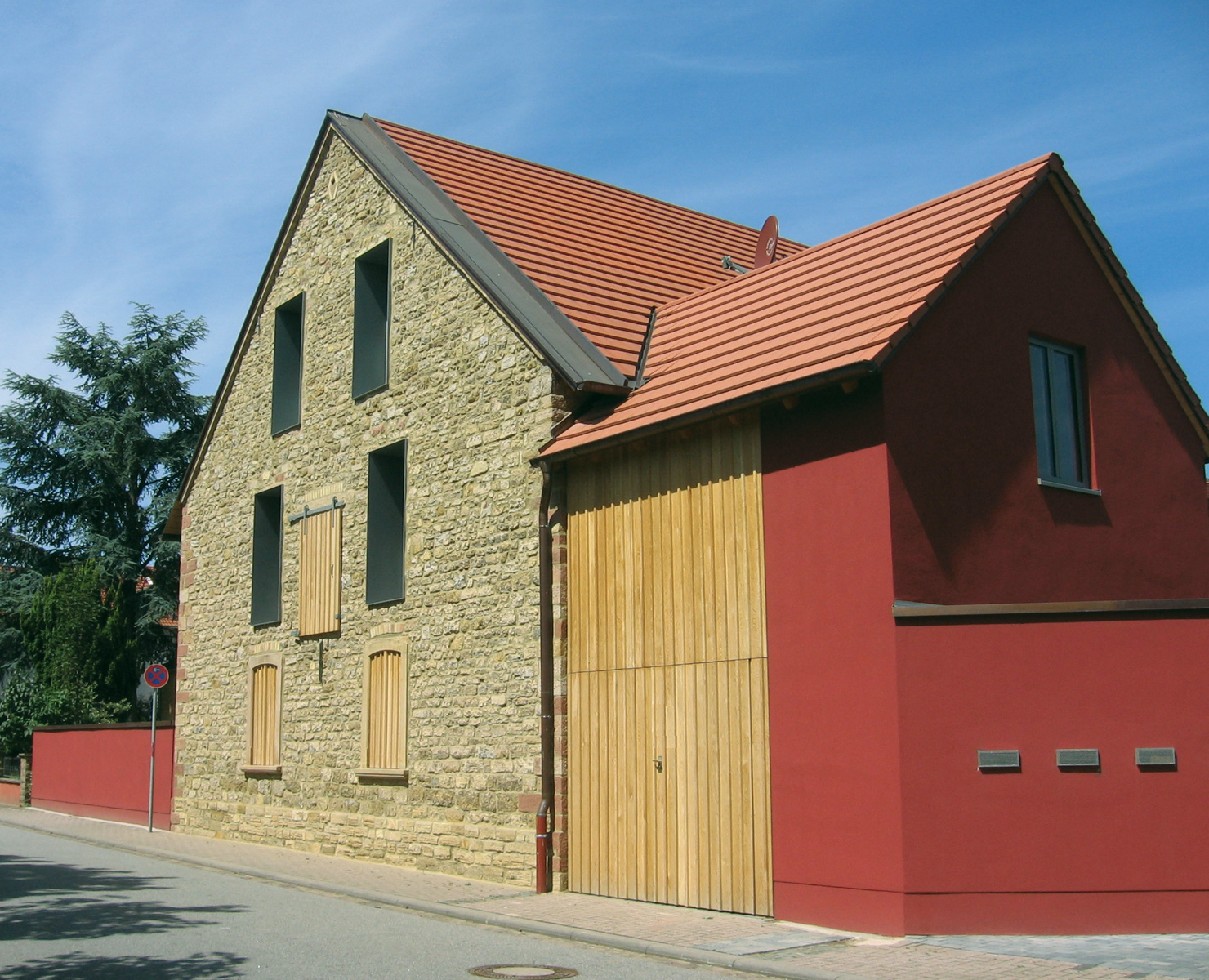 Umbau einer Scheune in ein 2-Familienhaus Obrigheim